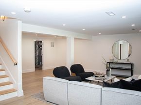 98 Hunnewell St, Needham MA 02494