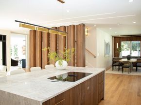 98 Hunnewell St, Needham MA 02494