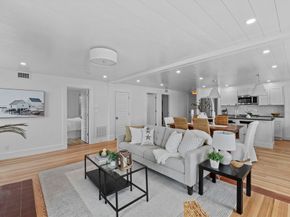95 Front Street 5, Marblehead MA 01945