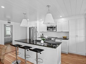 95 Front Street 5, Marblehead MA 01945