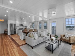 95 Front Street 5, Marblehead MA 01945