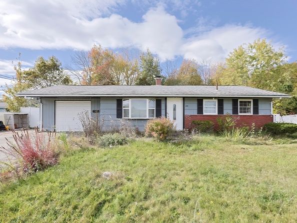 690 N Quincy St, Brockton MA 02302
