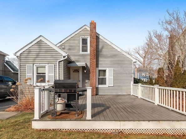9 Wildwood Rd, Medford MA 02155