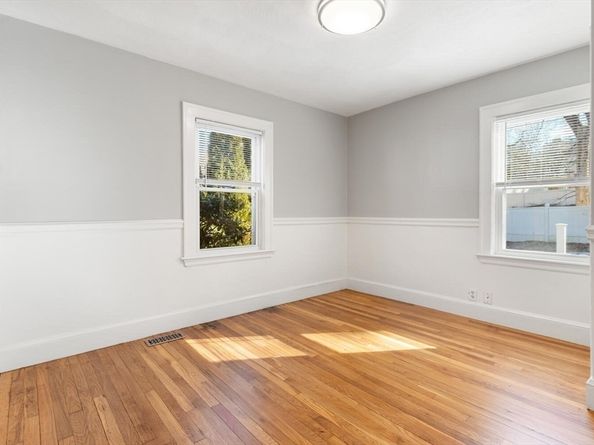9 Wildwood Rd, Medford MA 02155