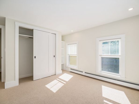 238 Western Ave. A, Essex MA 01929