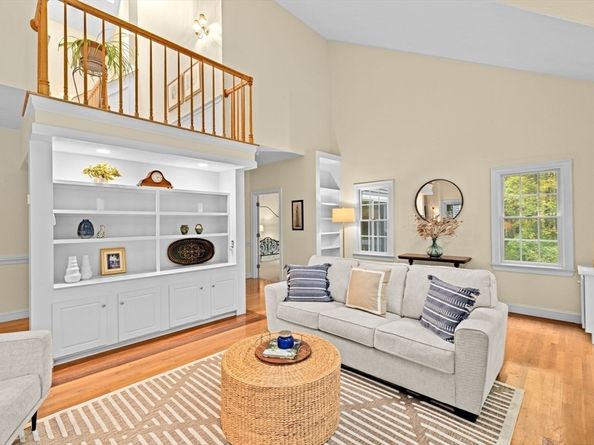 9 Forest 9, Scituate MA 02066