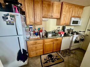 5 Washington St B2, Reading MA 01867