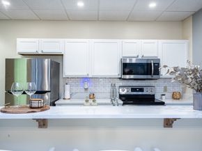 948 Main St 105, Waltham MA 02451