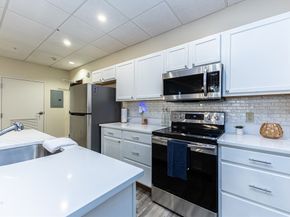 948 Main St 105, Waltham MA 02451