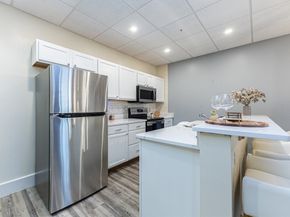948 Main St 105, Waltham MA 02451