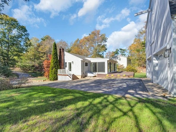 50 Laurel St, Gloucester MA 01930