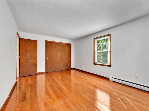 50 Laurel St, Gloucester MA 01930
