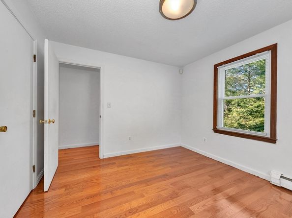 50 Laurel St, Gloucester MA 01930