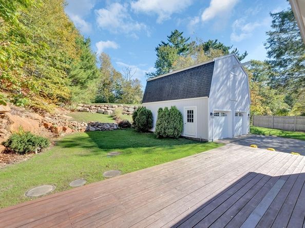 50 Laurel St, Gloucester MA 01930