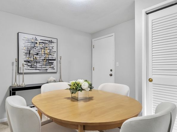 58 Spencer Rd 18K, Boxborough MA 01719