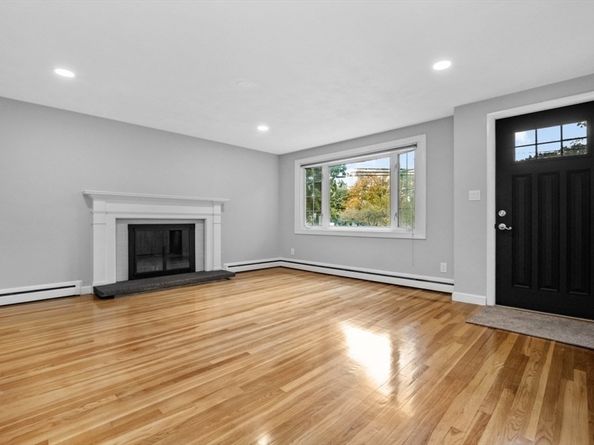 10 Baldwin Hill Road, Littleton MA 01460
