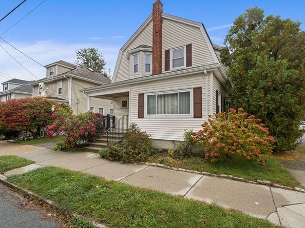 52 E Park Ave, Lynn MA 01902