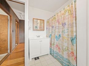 52 E Park Ave, Lynn MA 01902