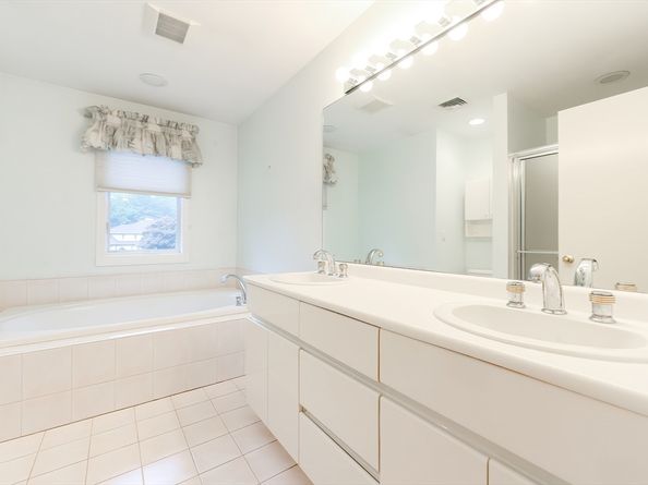 4 Cortland Drive Extension 4, Sharon MA 02067