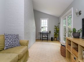 54 Colburn Rd, Wellesley MA 02481