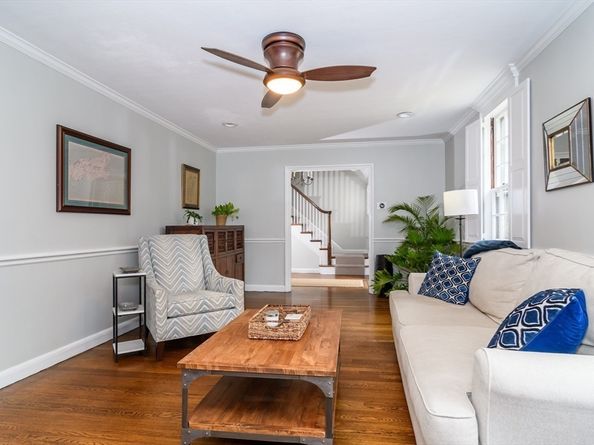 54 Colburn Rd, Wellesley MA 02481