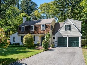 54 Colburn Rd, Wellesley MA 02481