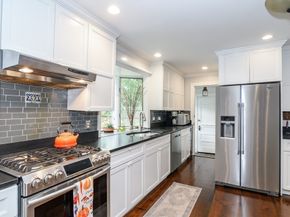 54 Colburn Rd, Wellesley MA 02481