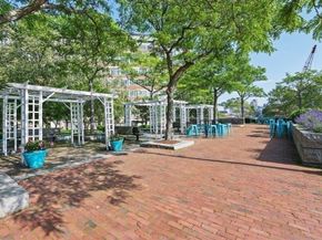 42 8th St 1201, Boston MA 02129