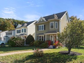 53 Hiawatha Ave, Waltham MA 02451
