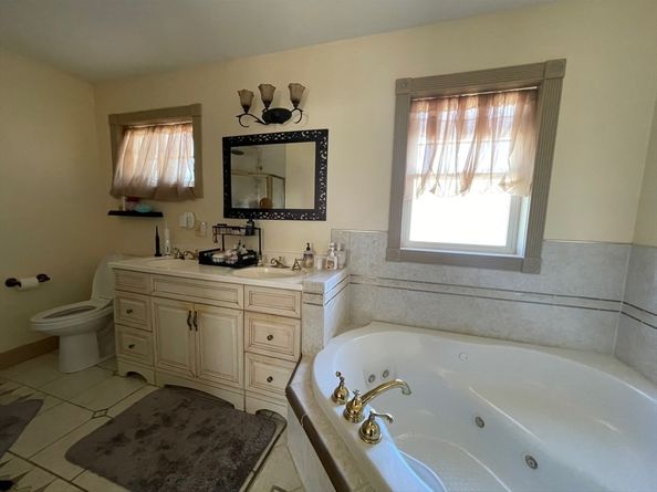 55 Metropolitan Ave, Boston MA 02131