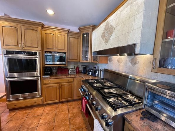 55 Metropolitan Ave, Boston MA 02131