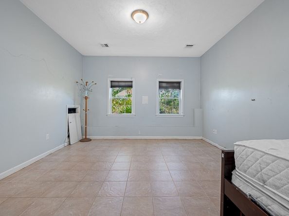 13 Fatima Ln, Worcester MA 01606
