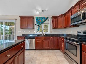 13 Fatima Ln, Worcester MA 01606