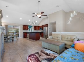 13 Fatima Ln, Worcester MA 01606