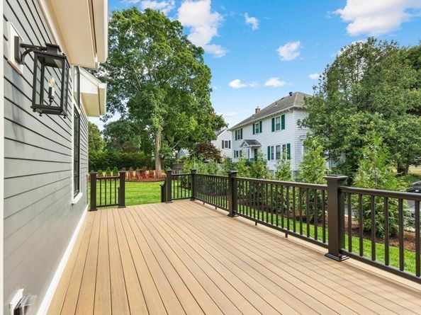 40 Foxcroft Road, Winchester MA 01890