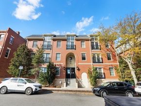 606 E 4th St 301, Boston MA 02127