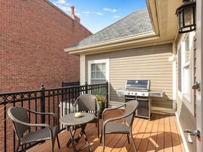606 E 4th St 301, Boston MA 02127