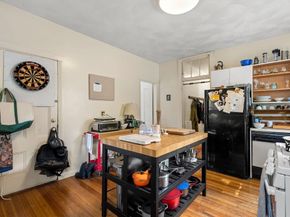 96 Jamaica St, Boston MA 02130