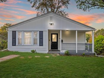 19 Forest Dr