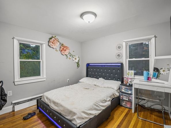 19 Forest Dr, Auburn MA 01501