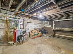 19 Forest Dr, Auburn MA 01501