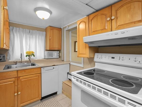 339 Winthrop St, Winthrop MA 02152