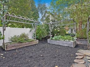 339 Winthrop St, Winthrop MA 02152