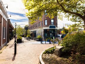 20 Taft Hil Park 5, Boston MA 02131