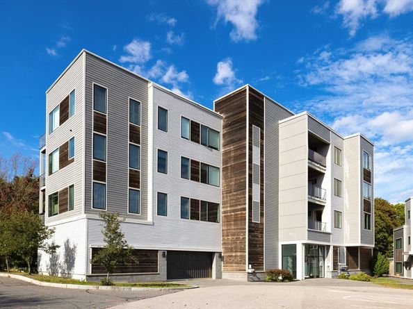 20 Taft Hil Park 5, Boston MA 02131