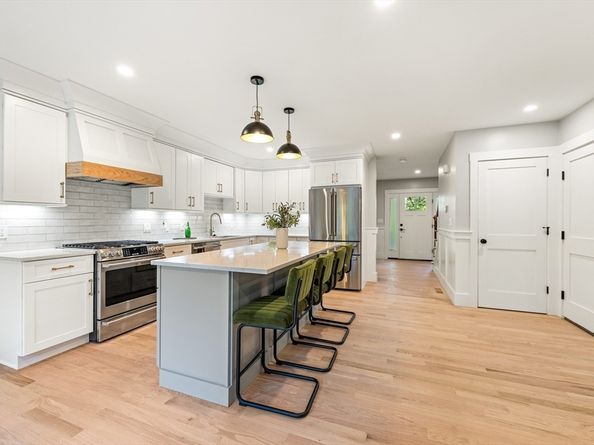 110 Wilson Road 1, Bedford MA 01730