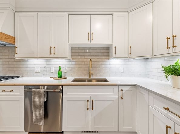 110 Wilson Road 1, Bedford MA 01730