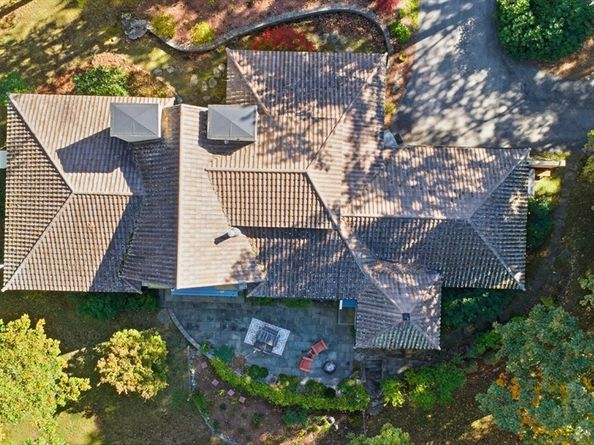 39 Sheffield Rd, Boxford MA 01921