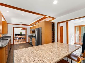 39 Sheffield Rd, Boxford MA 01921