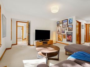 39 Sheffield Rd, Boxford MA 01921